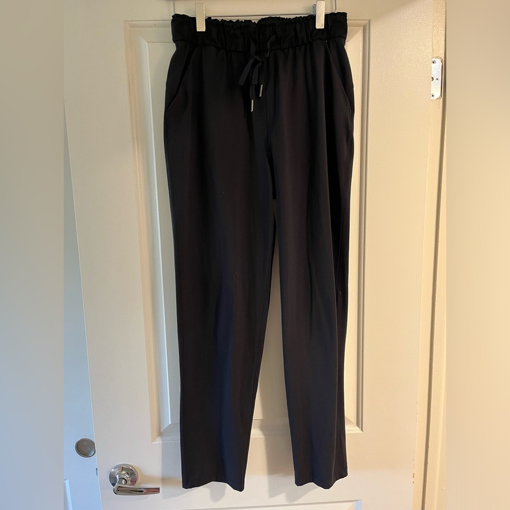 Lululemon straight leg athletic pants